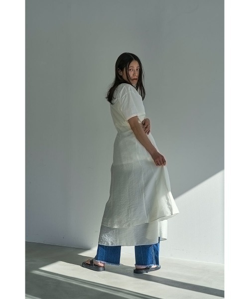 marjour(マージュール)の「LAYERED CAMISOLE ONEPIECE(ワンピース・レディース・アイボリー・M)」の4枚目の写真