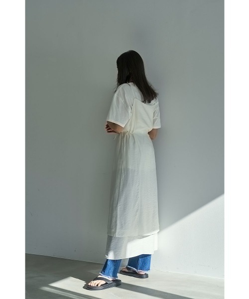 marjour(マージュール)の「LAYERED CAMISOLE ONEPIECE(ワンピース・レディース・アイボリー・M)」の5枚目の写真