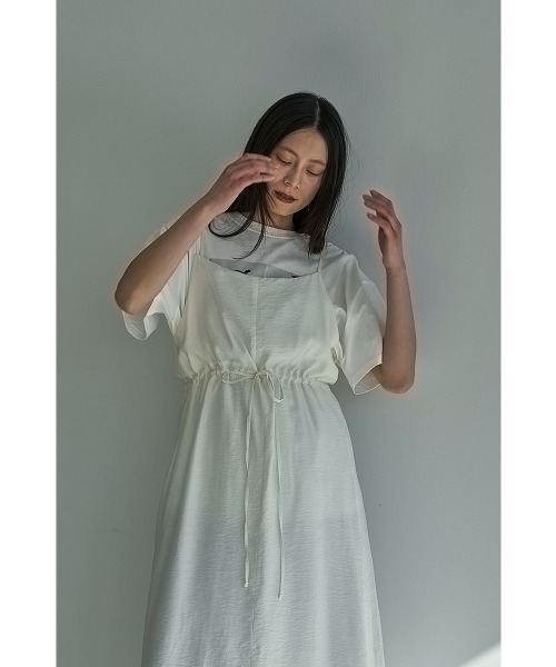 marjour(マージュール)の「LAYERED CAMISOLE ONEPIECE(ワンピース・レディース・アイボリー・M)」の9枚目の写真