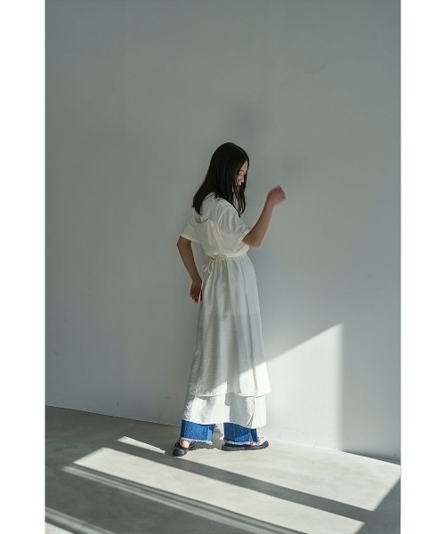 marjour(マージュール)の「LAYERED CAMISOLE ONEPIECE(ワンピース・レディース・アイボリー・M)」の14枚目の写真