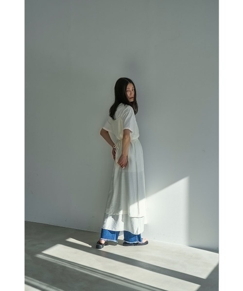 marjour(マージュール)の「LAYERED CAMISOLE ONEPIECE(ワンピース・レディース・アイボリー・M)」の15枚目の写真