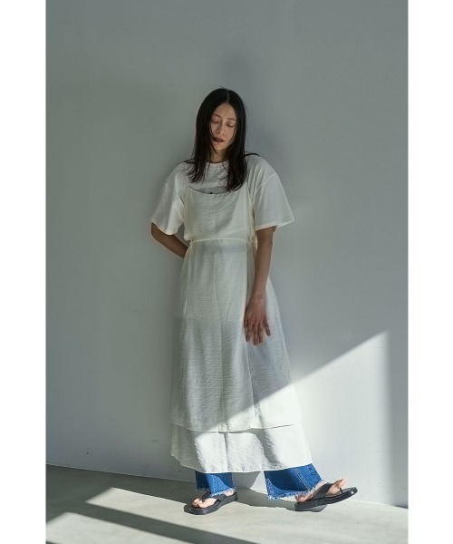 marjour(マージュール)の「LAYERED CAMISOLE ONEPIECE(ワンピース・レディース・アイボリー・M)」の17枚目の写真