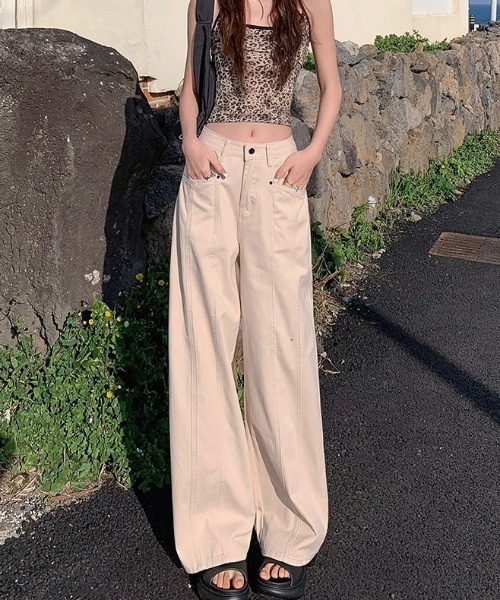 LADY LIKE(レディライク)の「センターステッチワイドチノパンツ(チノパンツ・レディース・モカ/ブラック/ライトベージュ・M)」の11枚目の写真