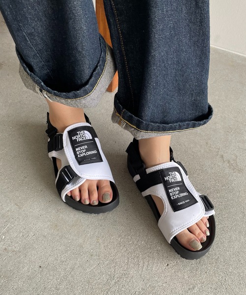 THE NORTH FACE（ザノースフェイス）の「【THE NORTH FACE】UTILITY SANDAL（サンダル・レディース・ブラック/ホワイト・23cm/24cm/25cm）」の2枚目の写真