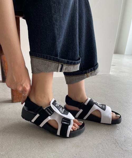 THE NORTH FACE（ザノースフェイス）の「【THE NORTH FACE】UTILITY SANDAL（サンダル・レディース・ブラック/ホワイト・23cm/24cm/25cm）」の21枚目の写真