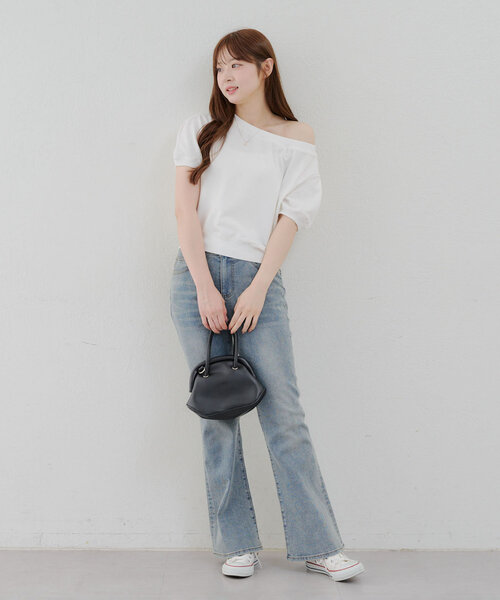 continuer de NICE CLAUP(コンティニューデナイスクラップ)の「バックリボンオフショルプルオーバー(Tシャツ/カットソー・レディース・オートミール/オフホワイト/ブラック・FREE)」の20枚目の写真