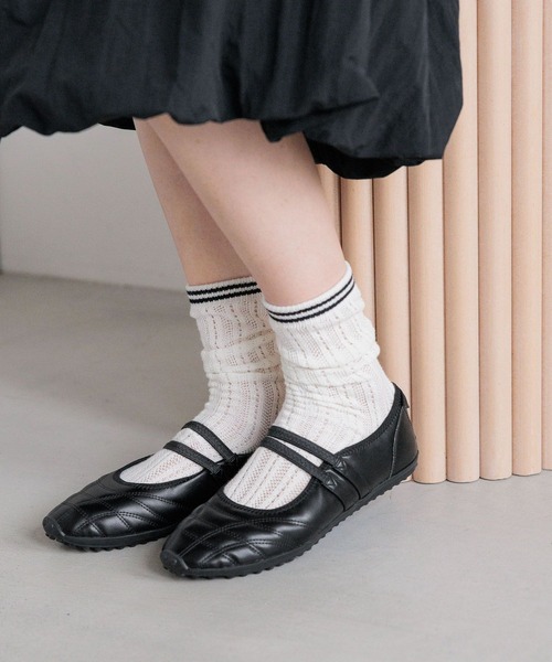 LOWRYS FARM（ローリーズファーム）の「レースラインソックス　493122（ソックス/靴下・レディース・オフホワイト/ブラック・FREE）」の2枚目の写真