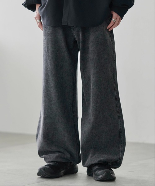 WEGO（ウィゴー）の「WEGO/ローライズバギーフレアデニムパンツ（デニムパンツ・メンズ・スカイブルー/ブラック系3/コバルトブルー・SMALL/MEDIUM/LARGE）」の4枚目の写真