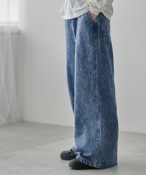 WEGO（ウィゴー）の「WEGO/ローライズバギーフレアデニムパンツ（デニムパンツ・メンズ・スカイブルー/ブラック系3/コバルトブルー・SMALL/MEDIUM/LARGE）」の18枚目の写真