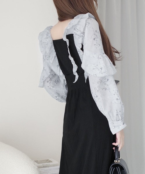 mily bilet(ミウィビレット)の「【mily bilet】上品にスタイルアップ。シャイニー花柄フリルブラウスドッキングワンピース(ワンピース・レディース・ブラック/グレー・LARGE/MEDIUM/SMALL/X-LARGE)」の5枚目の写真