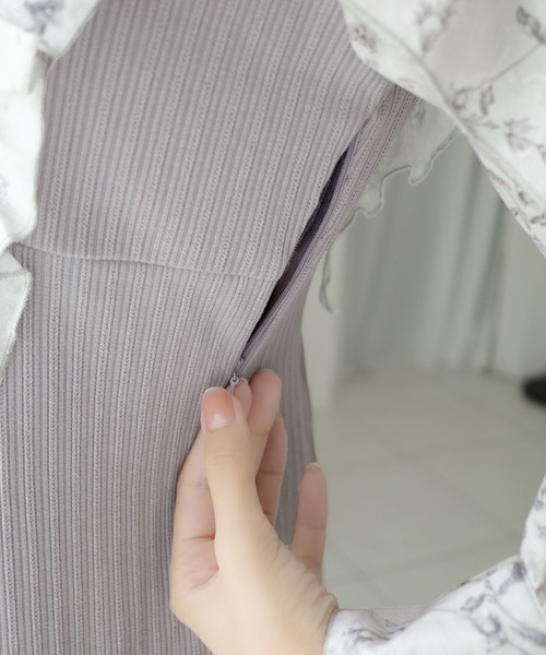 mily bilet(ミウィビレット)の「【mily bilet】上品にスタイルアップ。シャイニー花柄フリルブラウスドッキングワンピース(ワンピース・レディース・ブラック/グレー・LARGE/MEDIUM/SMALL/X-LARGE)」の10枚目の写真
