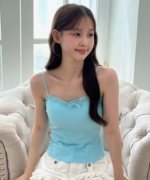 by muni:r（バイ ムニール）の「カップ付きレースリボンスリーブレス（キャミソール・レディース・ホワイト/イエロー/スカイブルー/ブラック・FREE）」の2枚目の写真