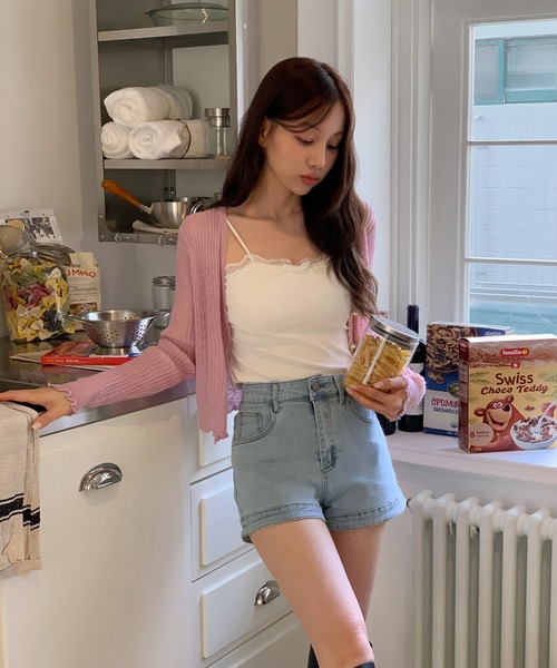 by muni:r（バイ ムニール）の「カップ付きレースリボンスリーブレス（キャミソール・レディース・ホワイト/イエロー/スカイブルー/ブラック・FREE）」の5枚目の写真