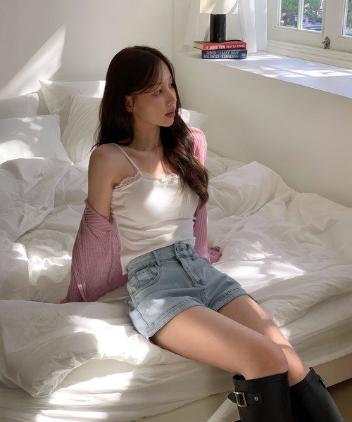 by muni:r（バイ ムニール）の「カップ付きレースリボンスリーブレス（キャミソール・レディース・ホワイト/イエロー/スカイブルー/ブラック・FREE）」の7枚目の写真