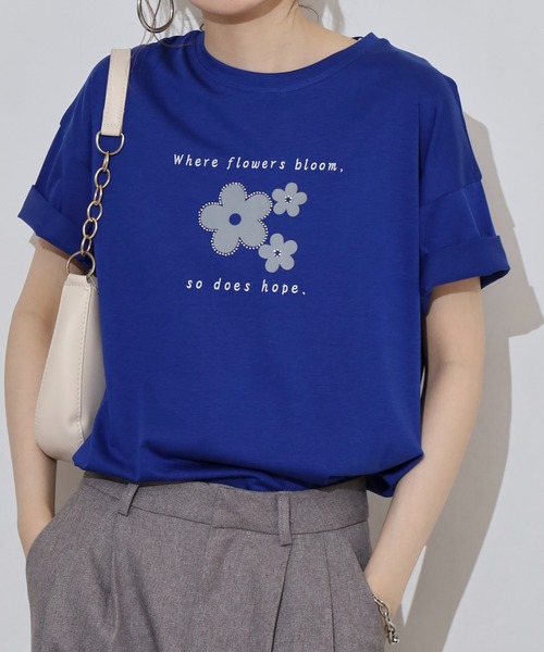 BRODIAEA(ブローディア)の「BRODIAEA フラワープリント半袖Tシャツ(Tシャツ/カットソー・レディース・オフホワイト/ネイビー/ロイヤルブルー/コーラル・40)」の13枚目の写真
