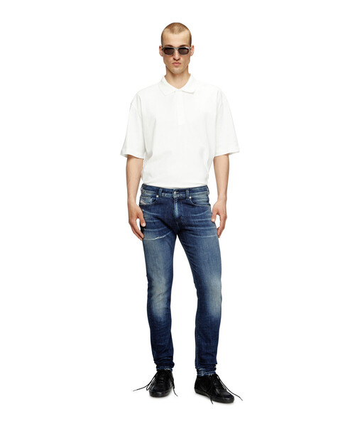 DIESEL(ディーゼル)の「メンズ デニムパンツ SKINNY 1979 SLEENKER L.30(デニムパンツ・メンズ・インディゴブルー・26inch/34inch/30inch/32inch/28inch/36inch)」の4枚目の写真
