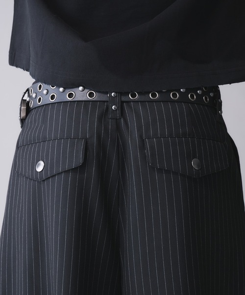 ANDER HUNK(アンダーハンク)の「Studs Design Stripe Slacks Short / スタッズデザインストライプスラックスショーツ(スラックス・メンズ・ブラック・SMALL/MEDIUM/LARGE)」の19枚目の写真