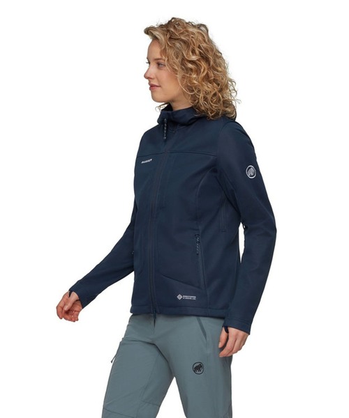 Mammut(マムート)の「アルティメイト 8 ソフトシェル フーデッド ジャケット アジアンフィット / Ultimate VIII SO Hooded Jacket AF Women(ブルゾン・レディース・ネイビー/ブラック・LARGE/MEDIUM/SMALL)」の7枚目の写真