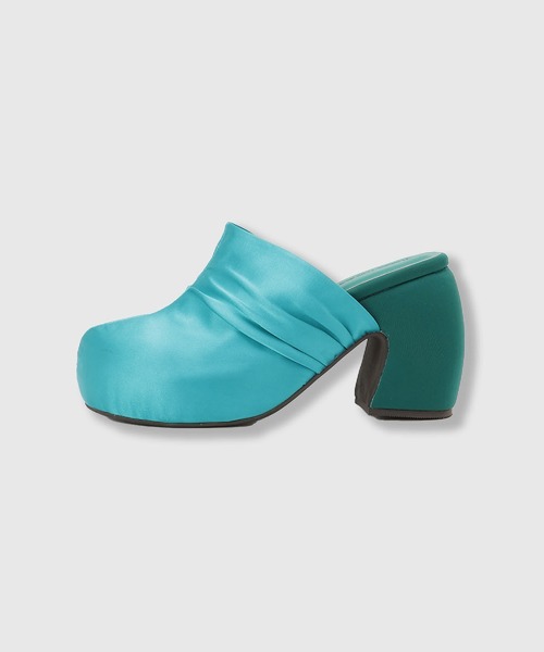 THINGS THAT MATTER（シングス ザット マター）の「SATIN PLATFORM CLOG SANDALS / サテンプラットフォームクロッグサンダル（サンダル・レディース・ピンク/グリーン/ブラック・37/38）」の20枚目の写真