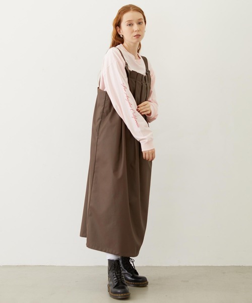 MILKFED.（ミルクフェド）の「FAUX LEATHER TUCK DRESS（ワンピース・レディース・ブラック/ライトピンク/ブラウン・ONE SIZE）」の7枚目の写真