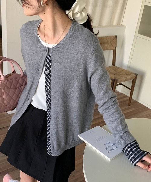 LAC-VERT（ラック・ヴェール）の「【レイヤード見え】チェックポイントカーディガン（カーディガン/ボレロ・レディース・レッド/ネイビー/ブラック/グレー・FREE）」の3枚目の写真