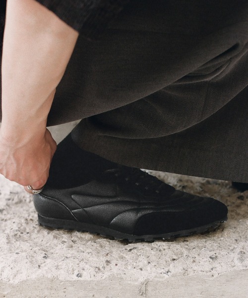 WYM LIDNM（ウィム バイ リドム）の「VOLUME INSOLE RACING FLAT SHOES（スニーカー・メンズ・ブラック・S/M/L）」の4枚目の写真