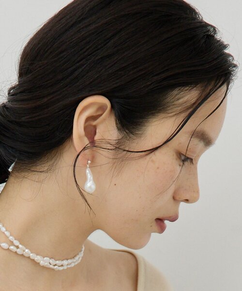 GALLARDAGALANTE（ガリャルダガランテ）の「【25th記念アイテム】【2.718】オイスターパールピアス（ピアス（両耳用）・レディース・シルバー系その他4・FREE）」の2枚目の写真