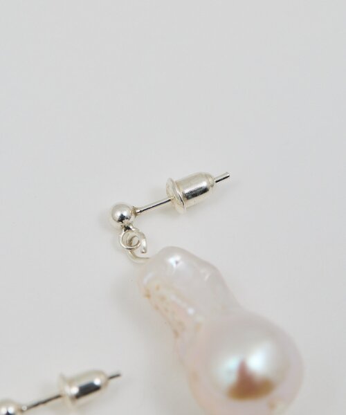 GALLARDAGALANTE（ガリャルダガランテ）の「【25th記念アイテム】【2.718】オイスターパールピアス（ピアス（両耳用）・レディース・シルバー系その他4・FREE）」の5枚目の写真
