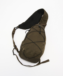 C.P. COMPANY（シーピーカンパニー）｜バッグ一覧 - WEAR