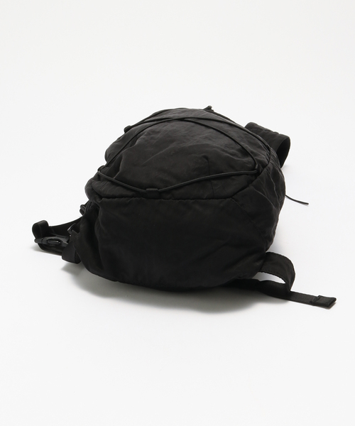 C.P. COMPANY（シーピーカンパニー）の「C.P. Company / シーピーカンパニー ACC BACK PACK IN NYLON B（ショルダーバッグ・メンズ・カーキ/ブラック・FREE）」の5枚目の写真