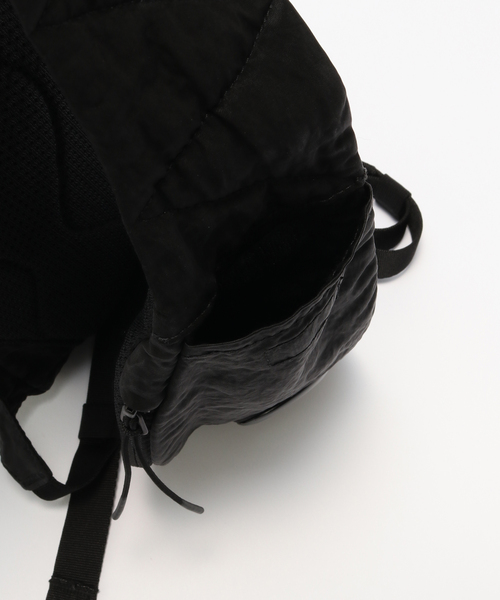 C.P. COMPANY（シーピーカンパニー）の「C.P. Company / シーピーカンパニー ACC BACK PACK IN NYLON B（ショルダーバッグ・メンズ・カーキ/ブラック・FREE）」の7枚目の写真