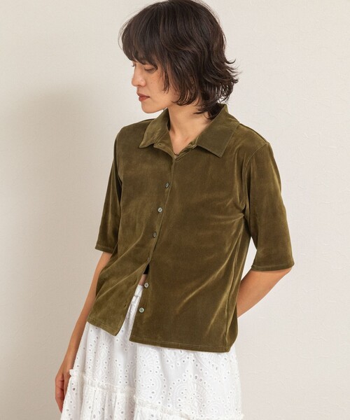 NOLLEY’S（ノーリーズ）の「【MAQWEL/マクウェル】ウォッシャブルベロア半袖シャツ（シャツ/ブラウス・レディース・ブラウン/カーキ・FREE）」の6枚目の写真
