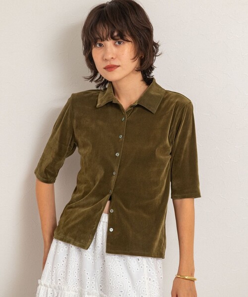 NOLLEY’S（ノーリーズ）の「【MAQWEL/マクウェル】ウォッシャブルベロア半袖シャツ（シャツ/ブラウス・レディース・ブラウン/カーキ・FREE）」の5枚目の写真