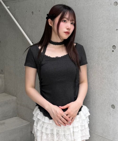 Lae(レイ)の「レースヘムトップス(Tシャツ/カットソー・レディース・ダークグレー/ホワイト/ライトグレー/ブルー・フリー)」の1枚目の写真