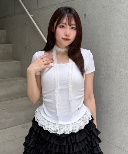 Lae(レイ)の「レースヘムトップス(Tシャツ/カットソー・レディース・ダークグレー/ホワイト/ライトグレー/ブルー・フリー)」の5枚目の写真