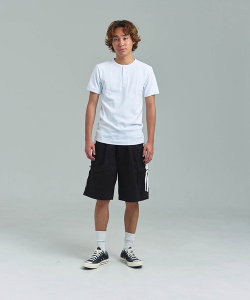 AVIREX(アヴィレックス)の「AVIREX -DAILY S/S RIB HENLY NECK TEE(Tシャツ/カットソー・メンズ・ブラック/ホワイト・S/M/L/XL)」の17枚目の写真