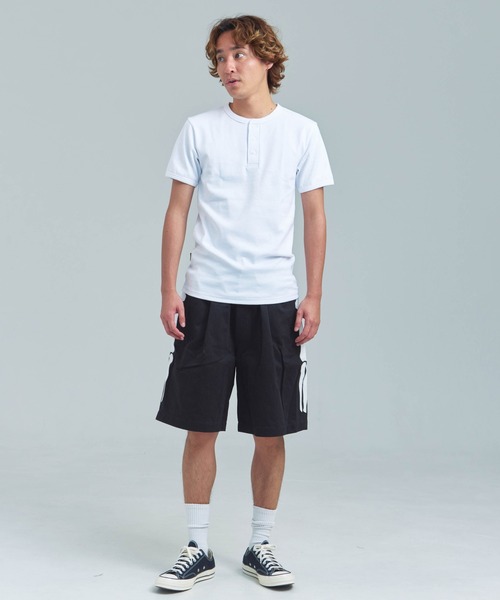 AVIREX(アヴィレックス)の「AVIREX -DAILY S/S RIB HENLY NECK TEE(Tシャツ/カットソー・メンズ・ブラック/ホワイト・S/M/L/XL)」の18枚目の写真
