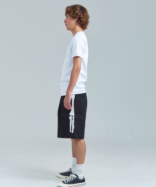 AVIREX(アヴィレックス)の「AVIREX -DAILY S/S RIB HENLY NECK TEE(Tシャツ/カットソー・メンズ・ブラック/ホワイト・S/M/L/XL)」の22枚目の写真