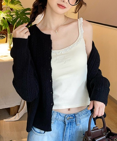 Lace Ladies(レースレディース)の「レター 刺繍 付き フリル カップ付き キャミソール(キャミソール・レディース・ブルー/アイボリー/ブラック/ホワイト・FREE)」の3枚目の写真