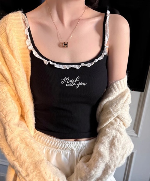 Lace Ladies(レースレディース)の「レター 刺繍 付き フリル カップ付き キャミソール(キャミソール・レディース・ブルー/アイボリー/ブラック/ホワイト・FREE)」の1枚目の写真