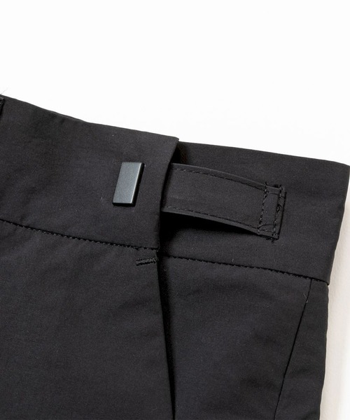 meanswhile(ミーンズワイル)の「Side Zip Paper Touch Slacks(スラックス・メンズ・ブラック/ベージュ・2(M))」の14枚目の写真