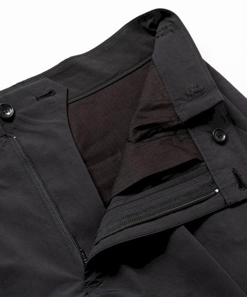 meanswhile(ミーンズワイル)の「Side Zip Paper Touch Slacks(スラックス・メンズ・ブラック/ベージュ・2(M))」の16枚目の写真