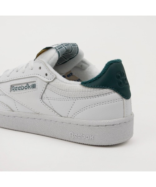 Reebok(リーボック)の「クラブシー 85 ヴィンテージ / CLUB C 85 VINTAGE(スニーカー・レディース・オフホワイト/ホワイト・22.5cm/23.0cm/23.5cm/24.5cm/24.0cm/25.0cm/25.5cm/26.0cm)」の6枚目の写真