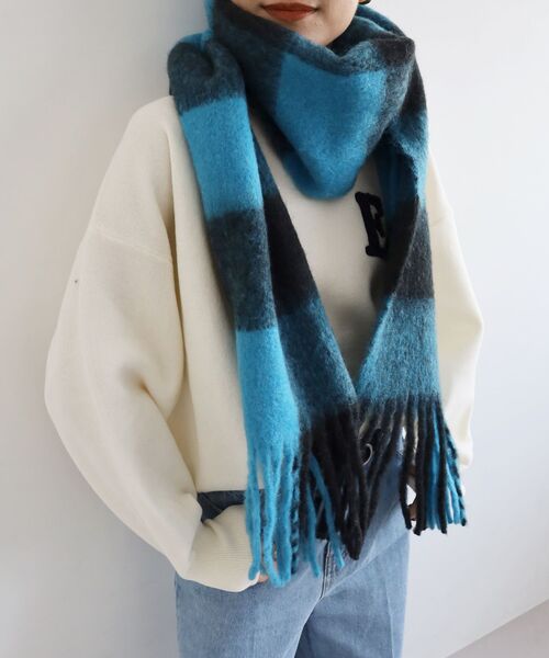 le.coeur blanc（ルクールブラン）の「ビッグフリンジチェックストール（ストール/ショール・レディース・ブルー/レッド/グリーン・FREE）」の10枚目の写真