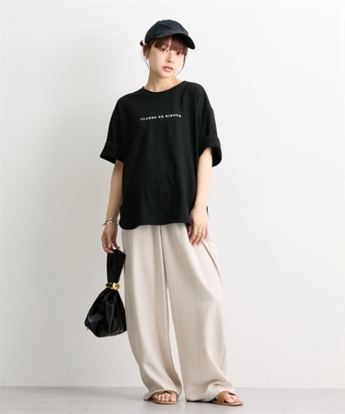 nissen(ニッセン)の「綿混オーバーサイズきれいめロゴTシャツ(Tシャツ/カットソー・レディース・ブラック系1/ブラック系3/ホワイト系4/ホワイト系3/ブラック系2/ブラウン系1/ホワイト系1/ホワイト系2/ブラック系4・M/L)」の17枚目の写真