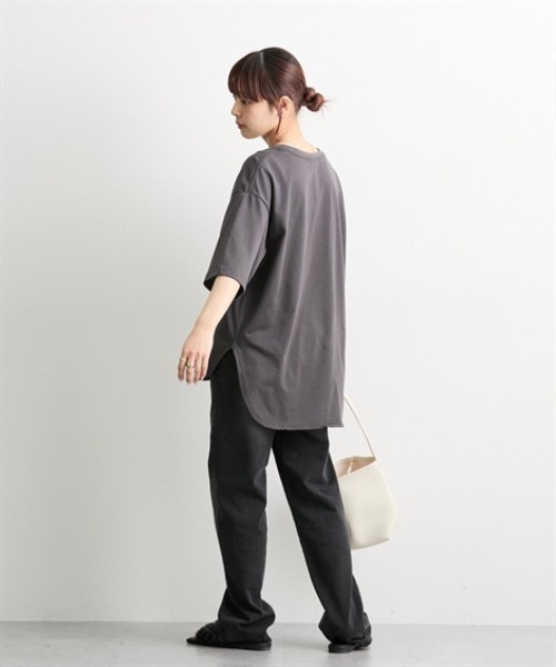 nissen(ニッセン)の「綿混オーバーサイズきれいめロゴTシャツ(Tシャツ/カットソー・レディース・ブラック系1/ブラック系3/ホワイト系4/ホワイト系3/ブラック系2/ブラウン系1/ホワイト系1/ホワイト系2/ブラック系4・M/L)」の20枚目の写真