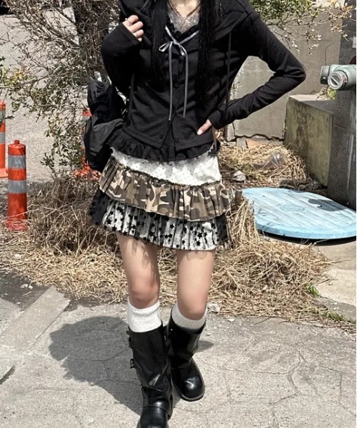 gossip！ロサンゼルス（ゴシップロサンゼルス）の「25aw 2way/星柄チュール リメイク風ティアードレイヤードミニスカート Y2K（スカート・レディース・カモフラージュ/ドット・FREE）」の13枚目の写真