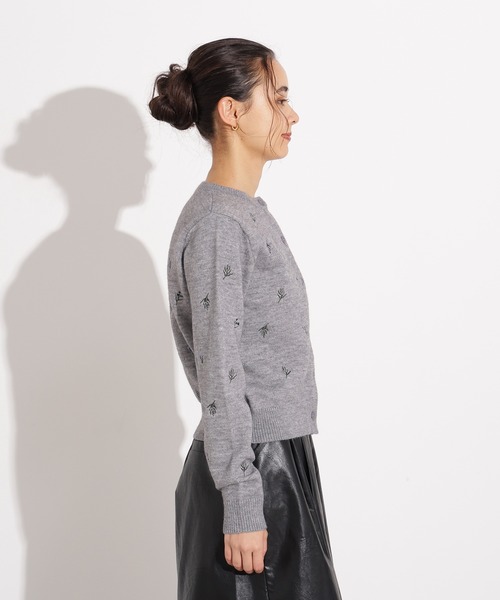 N.(N. Natural Beauty Basic)(エヌエヌナチュラルビューティーベーシック)の「フラワー刺繍カーディガン(カーディガン/ボレロ・レディース・ミント/グレー系その他/ブラック系その他・MEDIUM)」の18枚目の写真