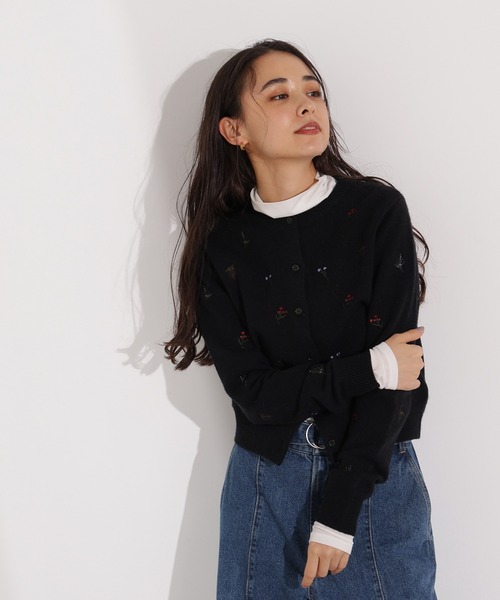 N.(N. Natural Beauty Basic)(エヌエヌナチュラルビューティーベーシック)の「フラワー刺繍カーディガン(カーディガン/ボレロ・レディース・ミント/グレー系その他/ブラック系その他・MEDIUM)」の6枚目の写真