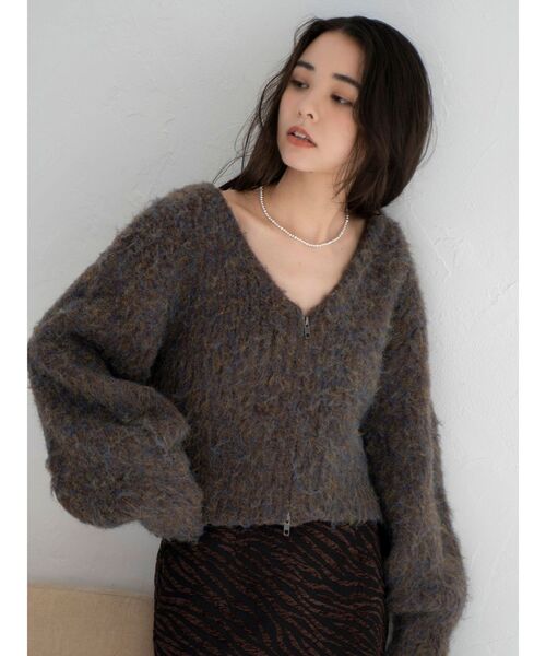 Ungrid(アングリッド)の「ダブルジップVネックニットカーディガン(ニット/セーター・レディース・グレー/イエロー/ブラウン・FREE)」の17枚目の写真